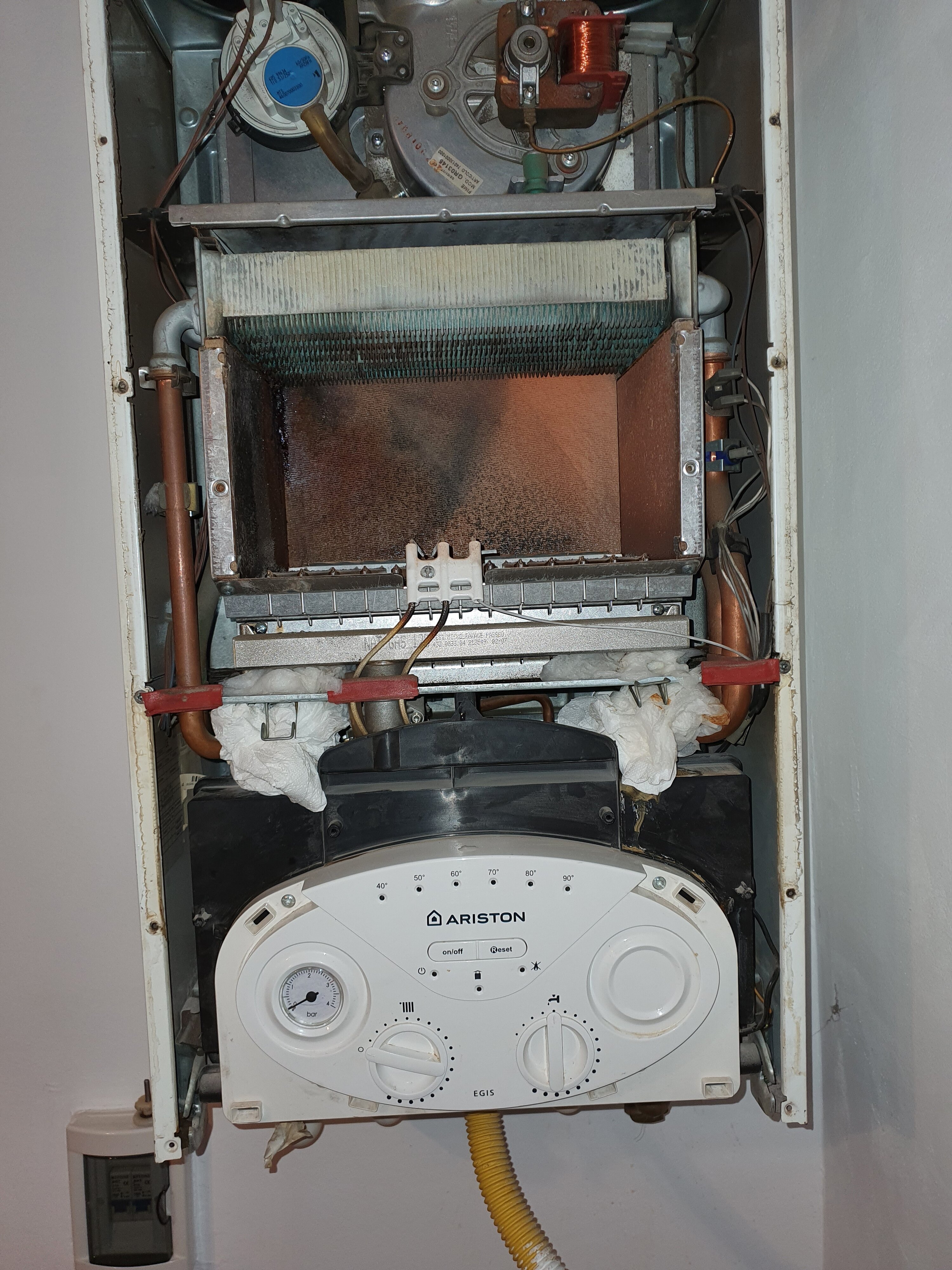 De Ce Curge Apa Din Centrala Ariston 1